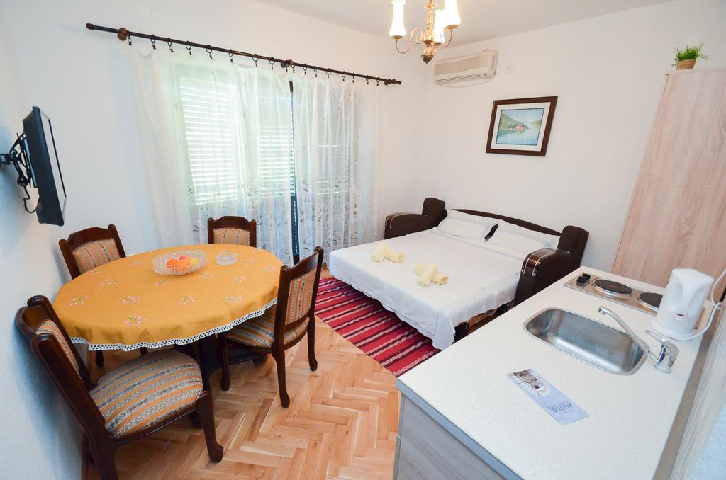 Apartments Ceklin Kotor Extérieur photo