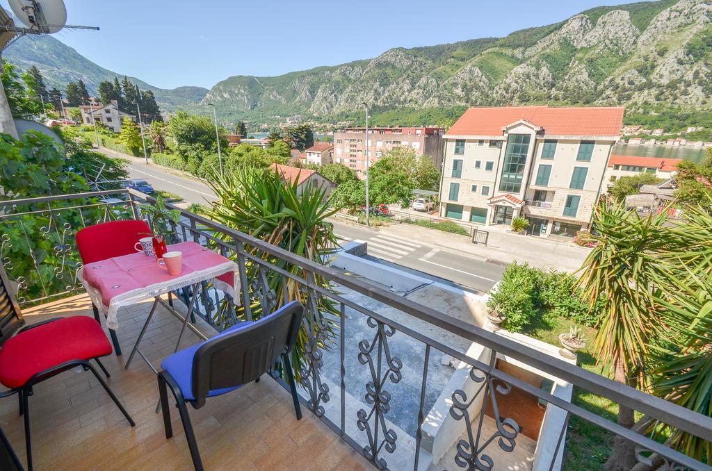 Apartments Ceklin Kotor Extérieur photo