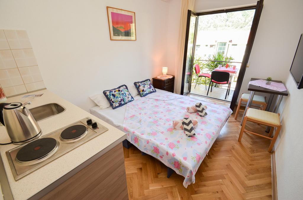 Apartments Ceklin Kotor Extérieur photo